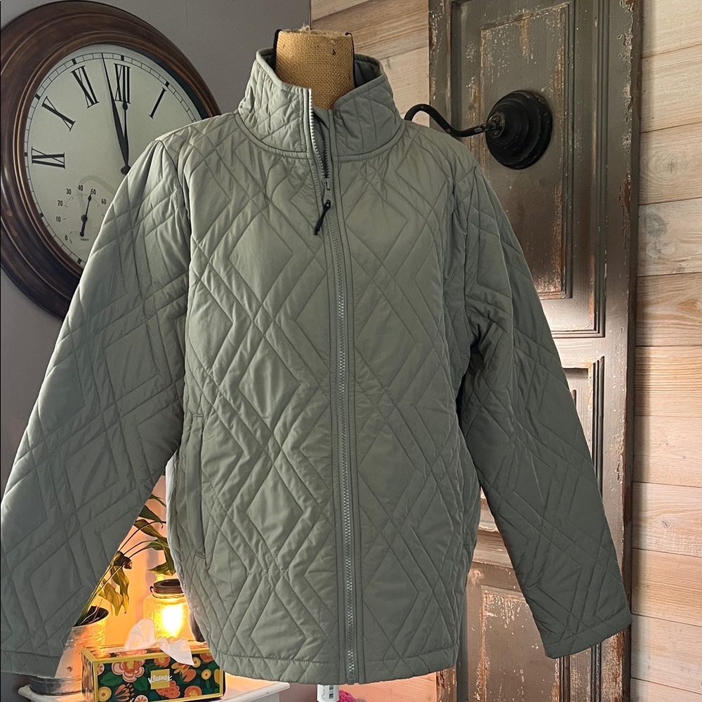Quilted Lightweight Women's Jacket in Sage Green